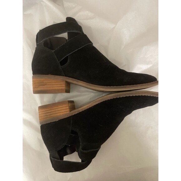 Dolce Vita Women’s Black Almond Toe Booties Sz 6 Buckle Straps Boot. - Picture 3 of 8